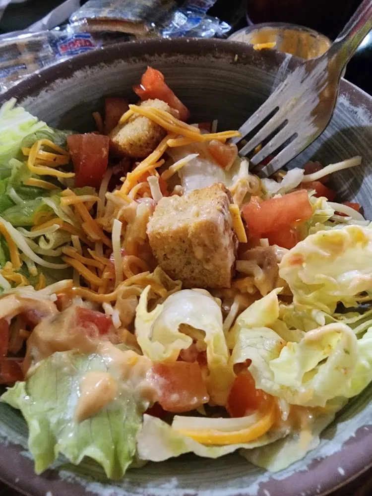 Salad with Thousand Island